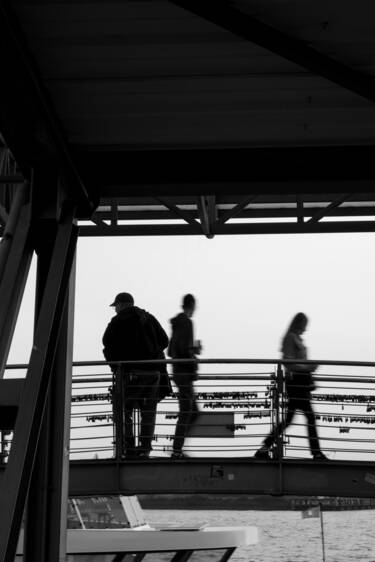 Nikon magazine - Antonia Thomsen  low-light and street nights