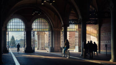 Nikon magazine - Peter Li and the NIKKOR Z 24-70mm f/2.8 S II   