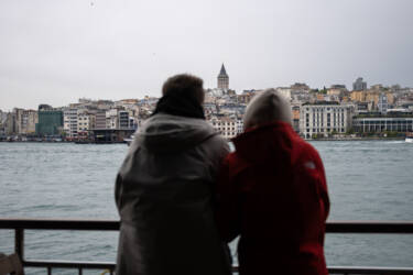 Nikon magazine - Figen Kokol in Istanbul with the DX 16-50mm